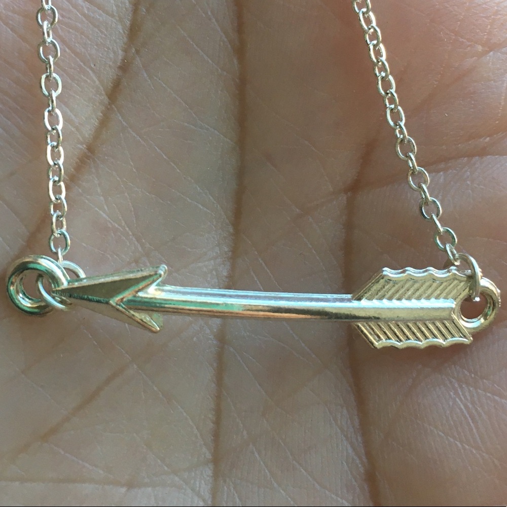 Silver Arrow Dainty Necklace